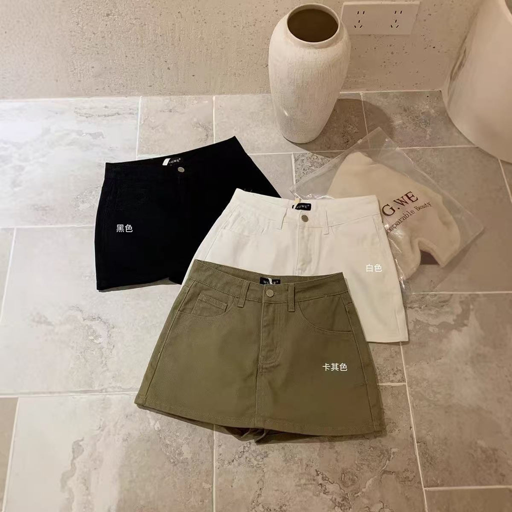 High waisted A-line skirt